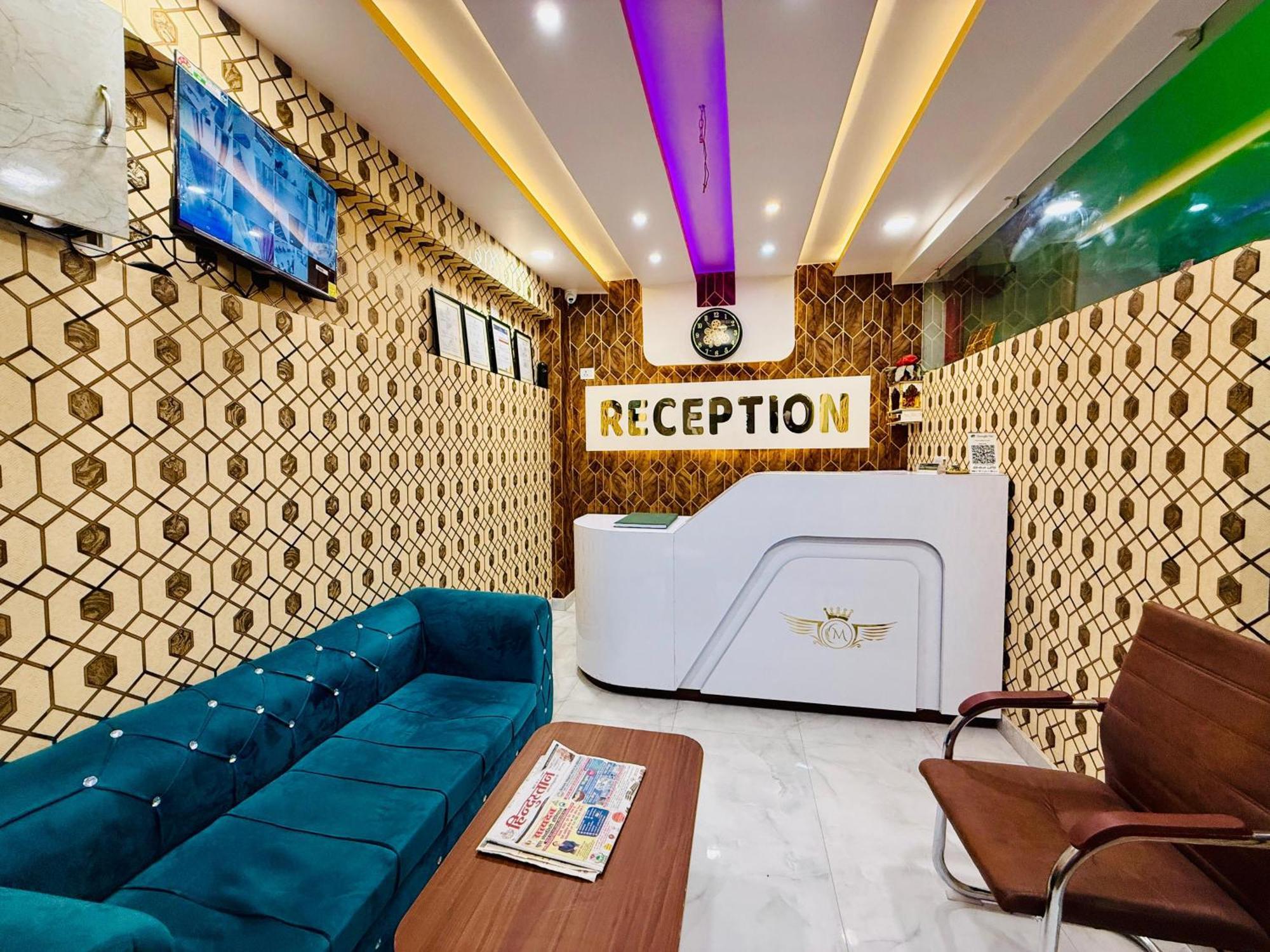 Hotel Golden Crystal Patna  Kültér fotó